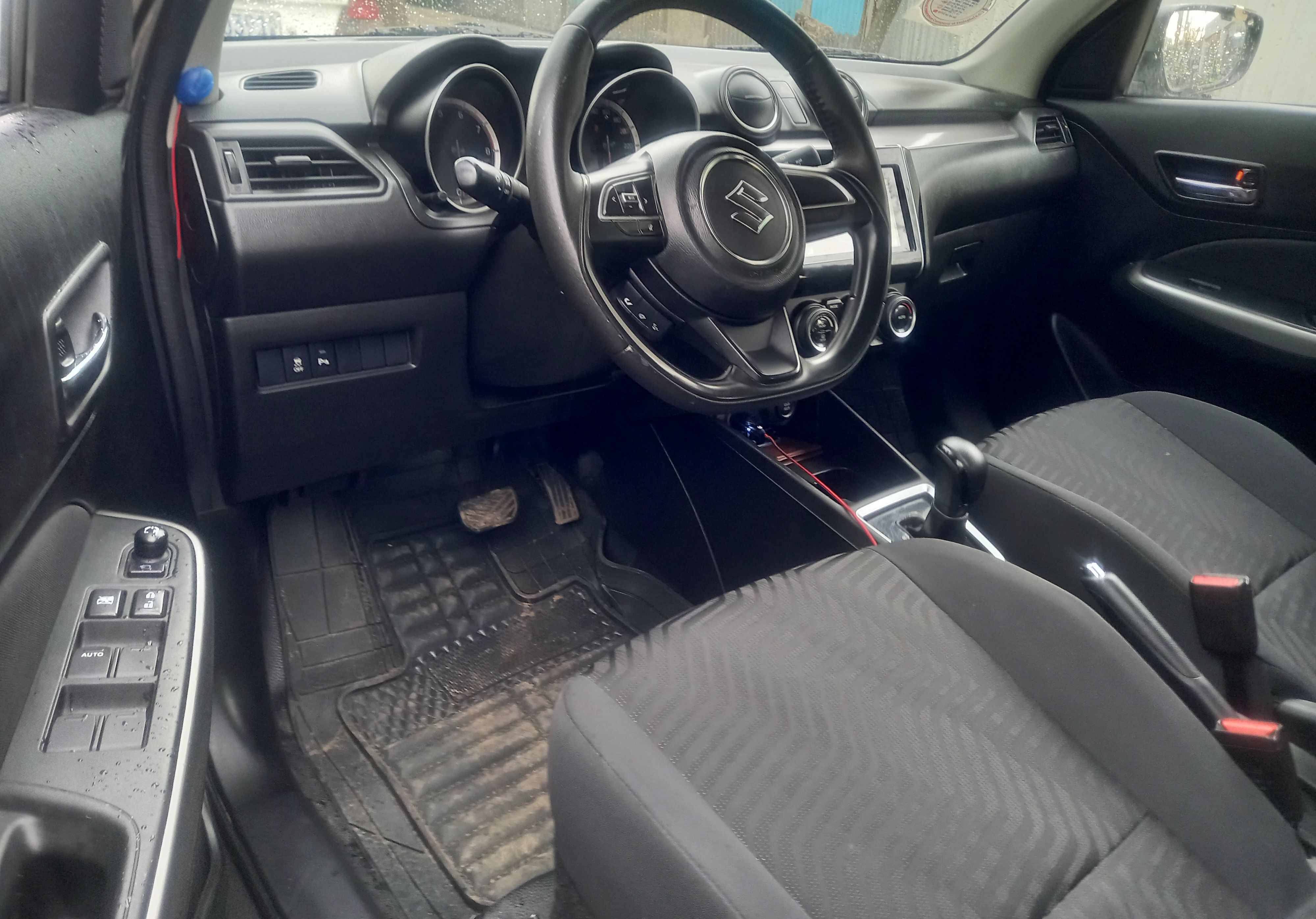 Suzuki Swift (RIDE) - Image