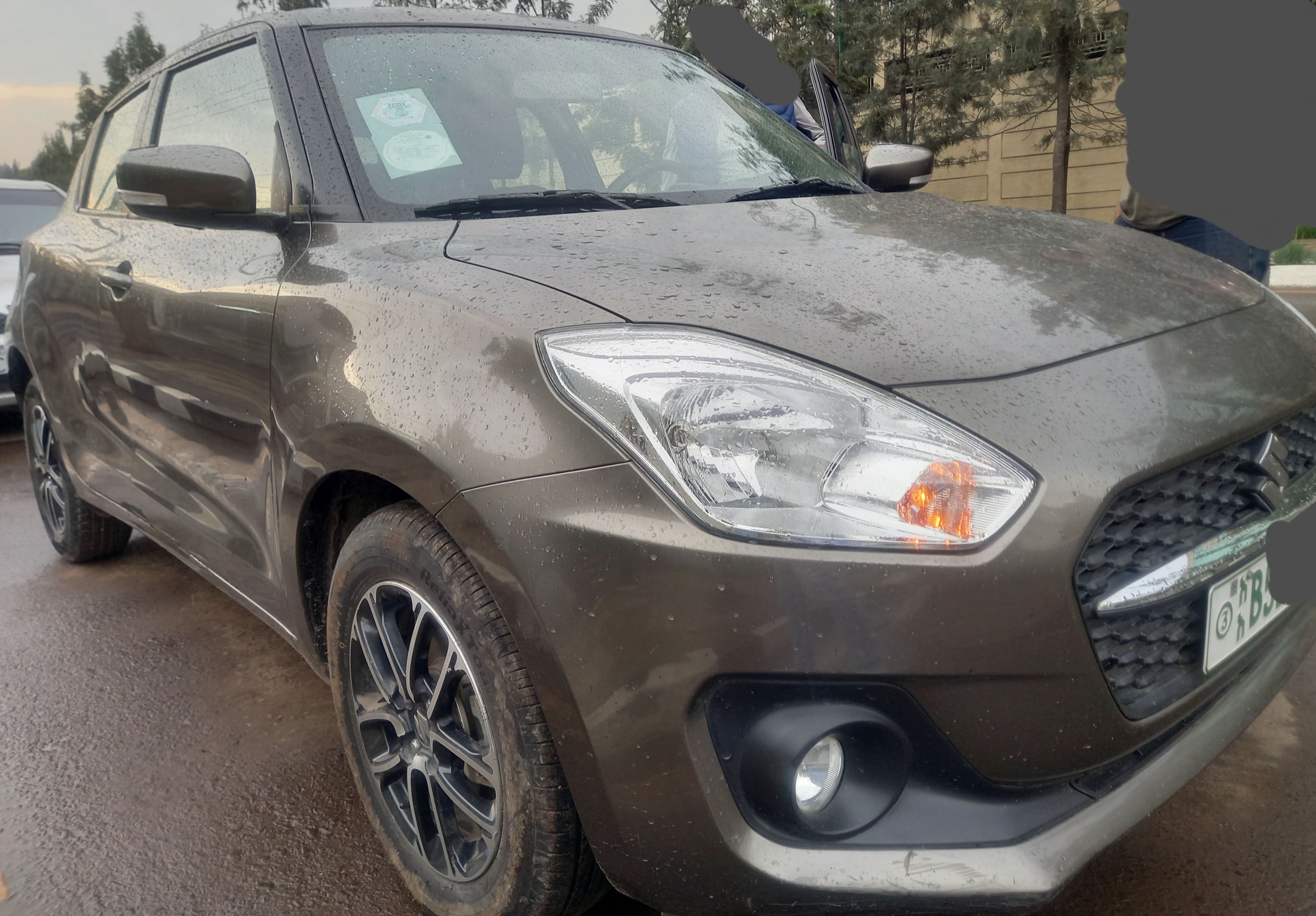 Suzuki Swift (RIDE) - Image