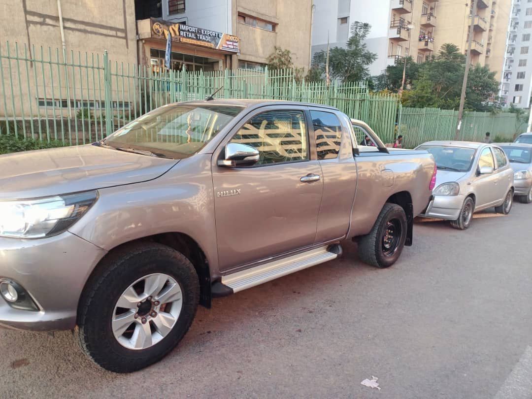 Toyota Hilux 2017 Model - Image