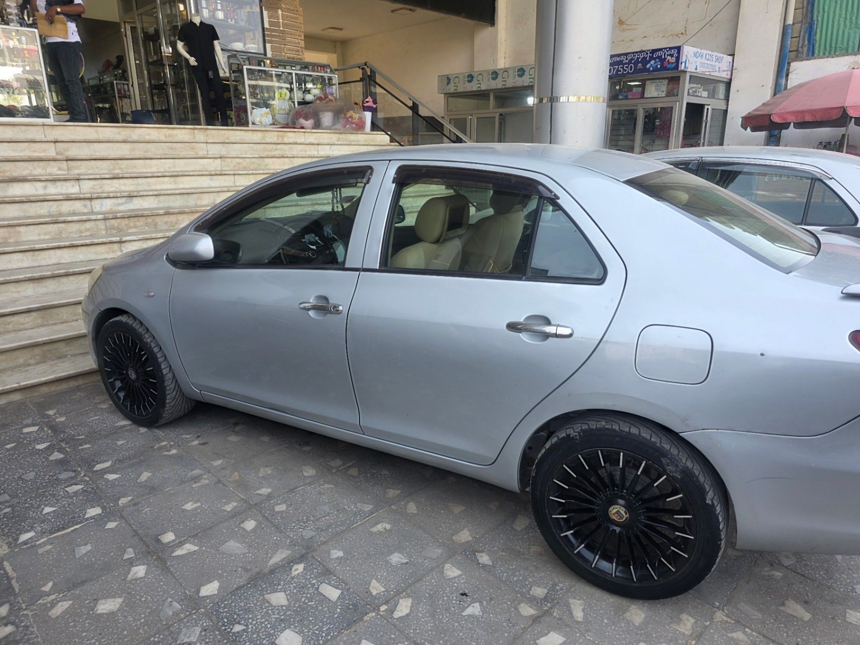 Toyota yaris belta - Image