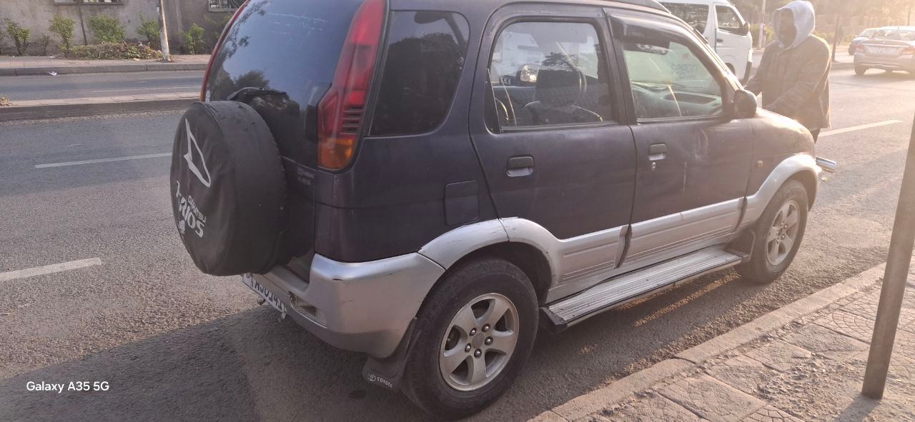 Automatic Terios,excellent condition - Image