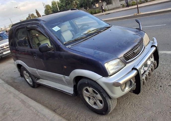 Automatic Terios,excellent condition