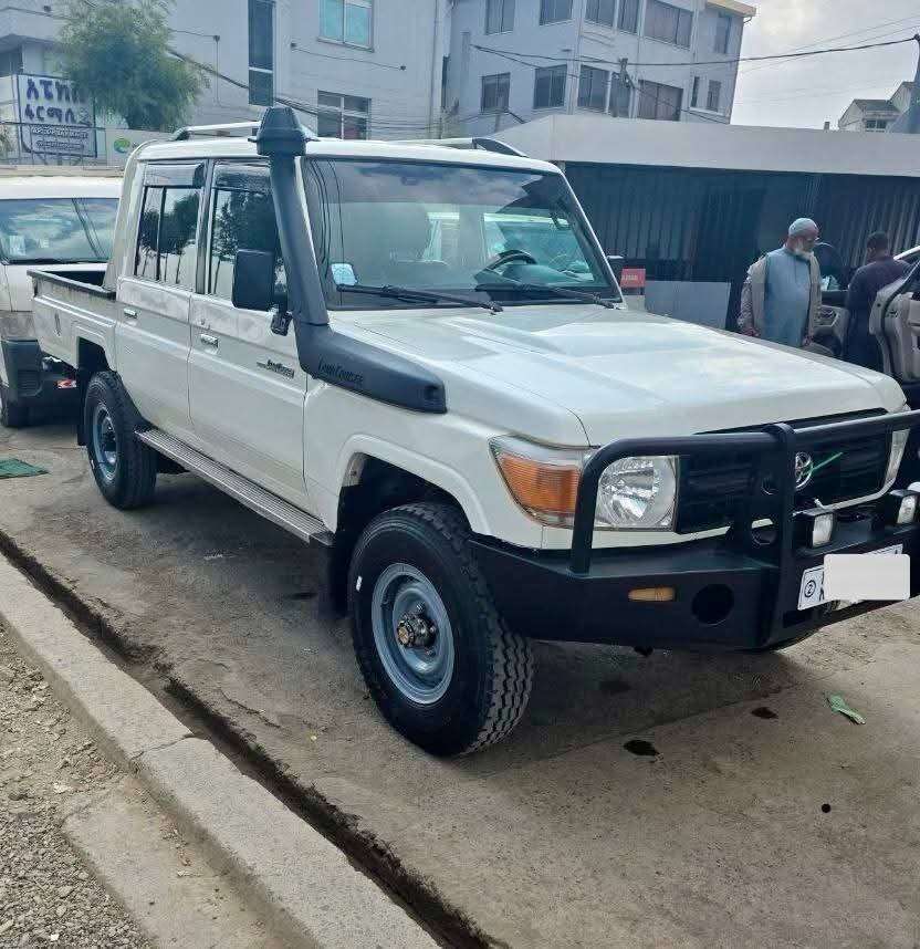 Double Gabina Mark 2, 2018, 1HZ engine,New car!! - Image