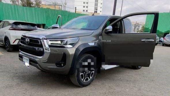 በጣም አስቸኳይ!! Invincible,Automatic,2021/5th month.