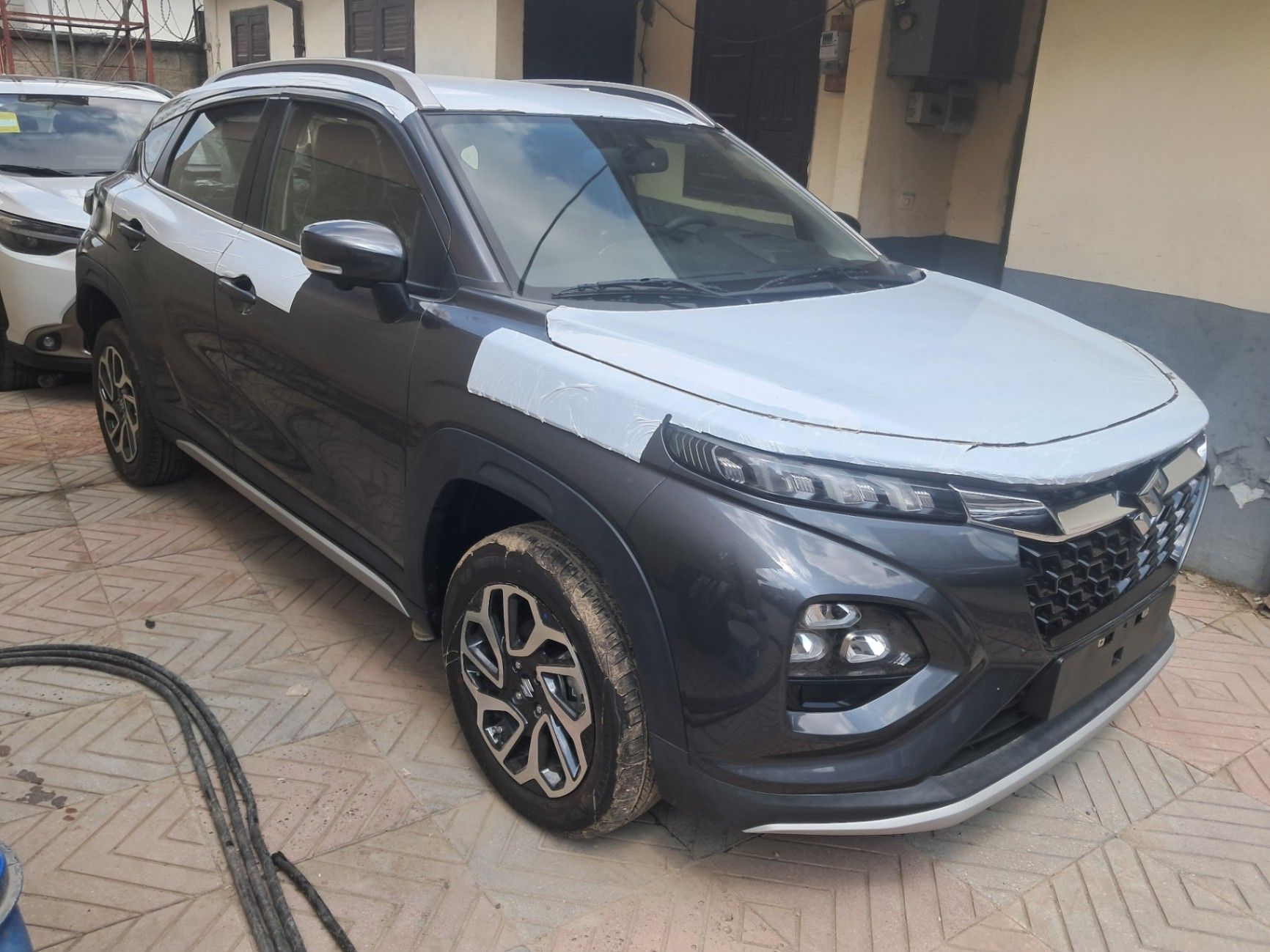 Suzuki fronx hybrid 2025