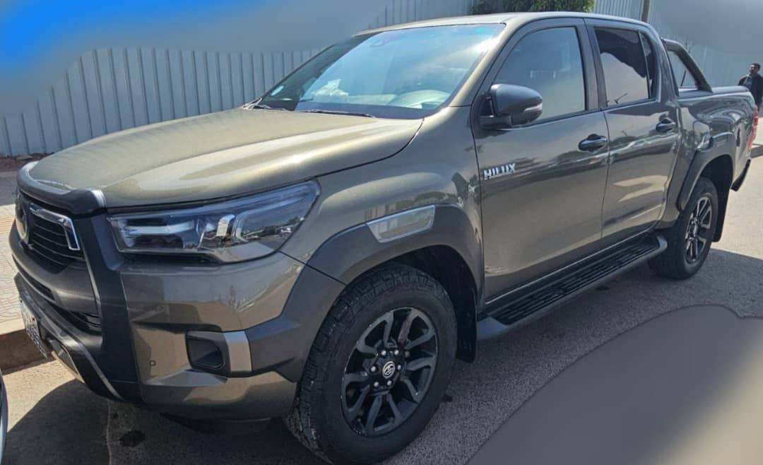 Toyota invincible hybrid 2025(50% bank )