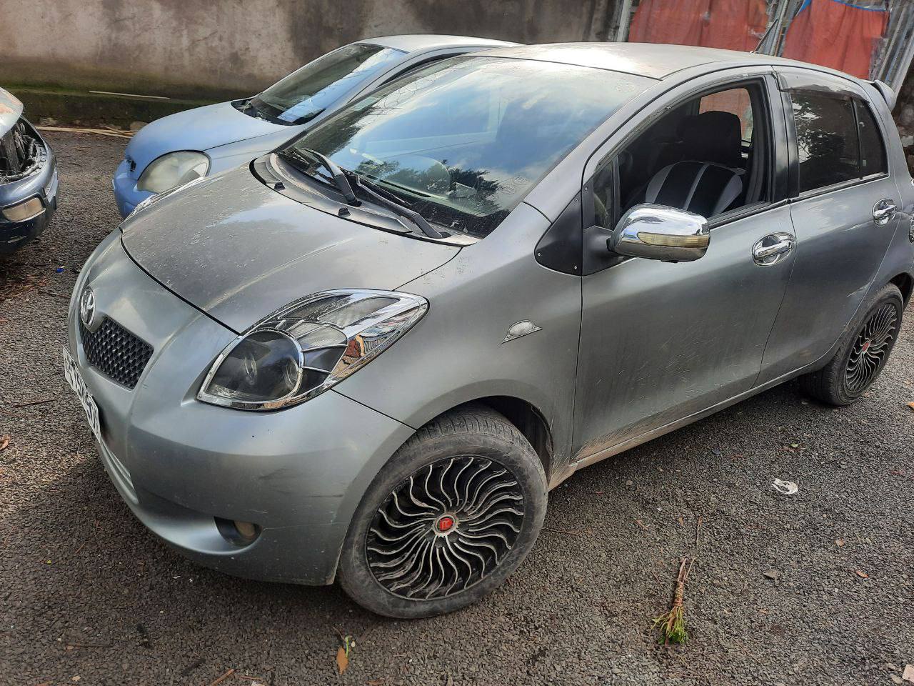 Toyota yaris 2007