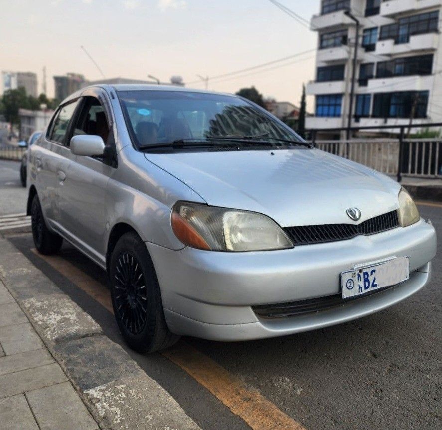 Toyota Platz (2001/10/## Real)