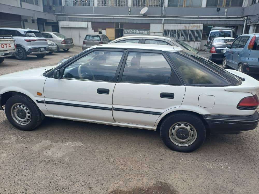 Toyota Corolla 1990