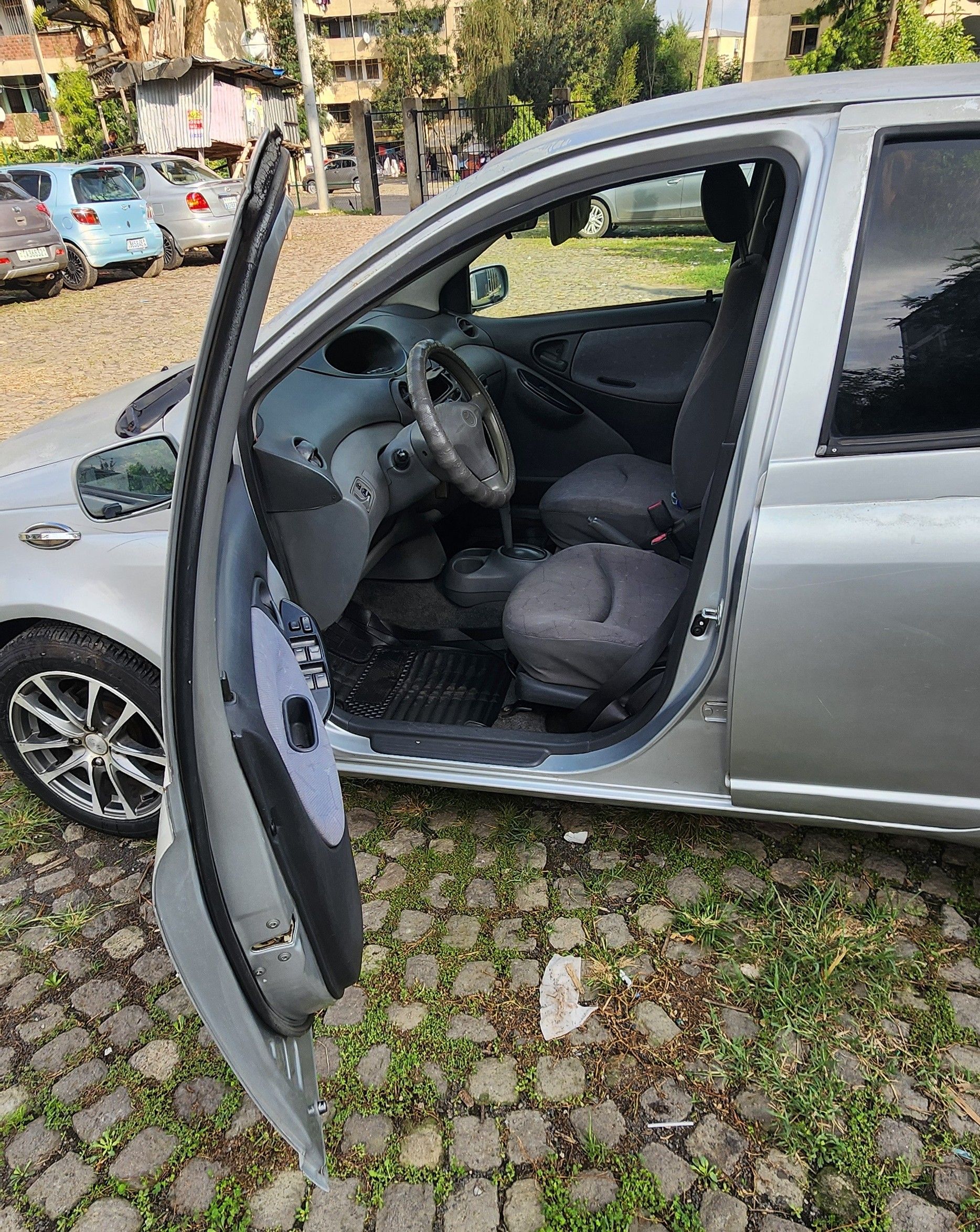 Toyota Vitz 2001 - Image