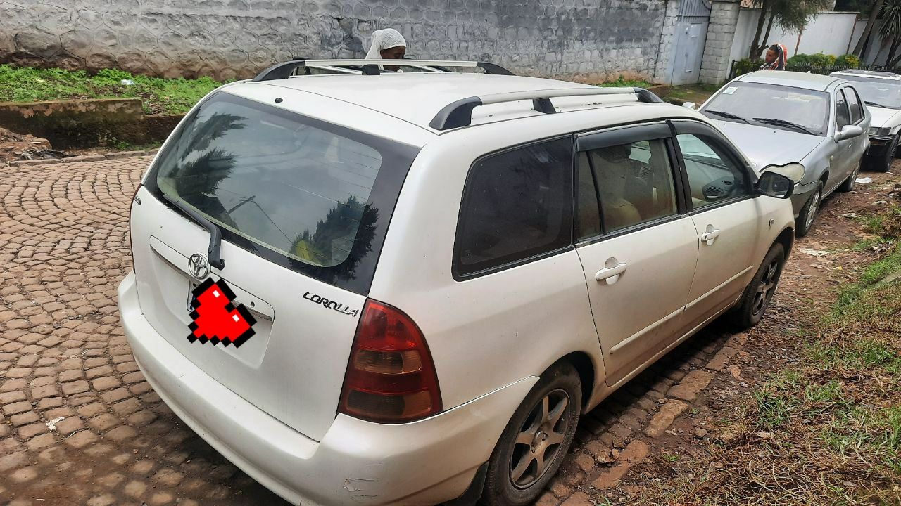 Toyota family corolla 2003