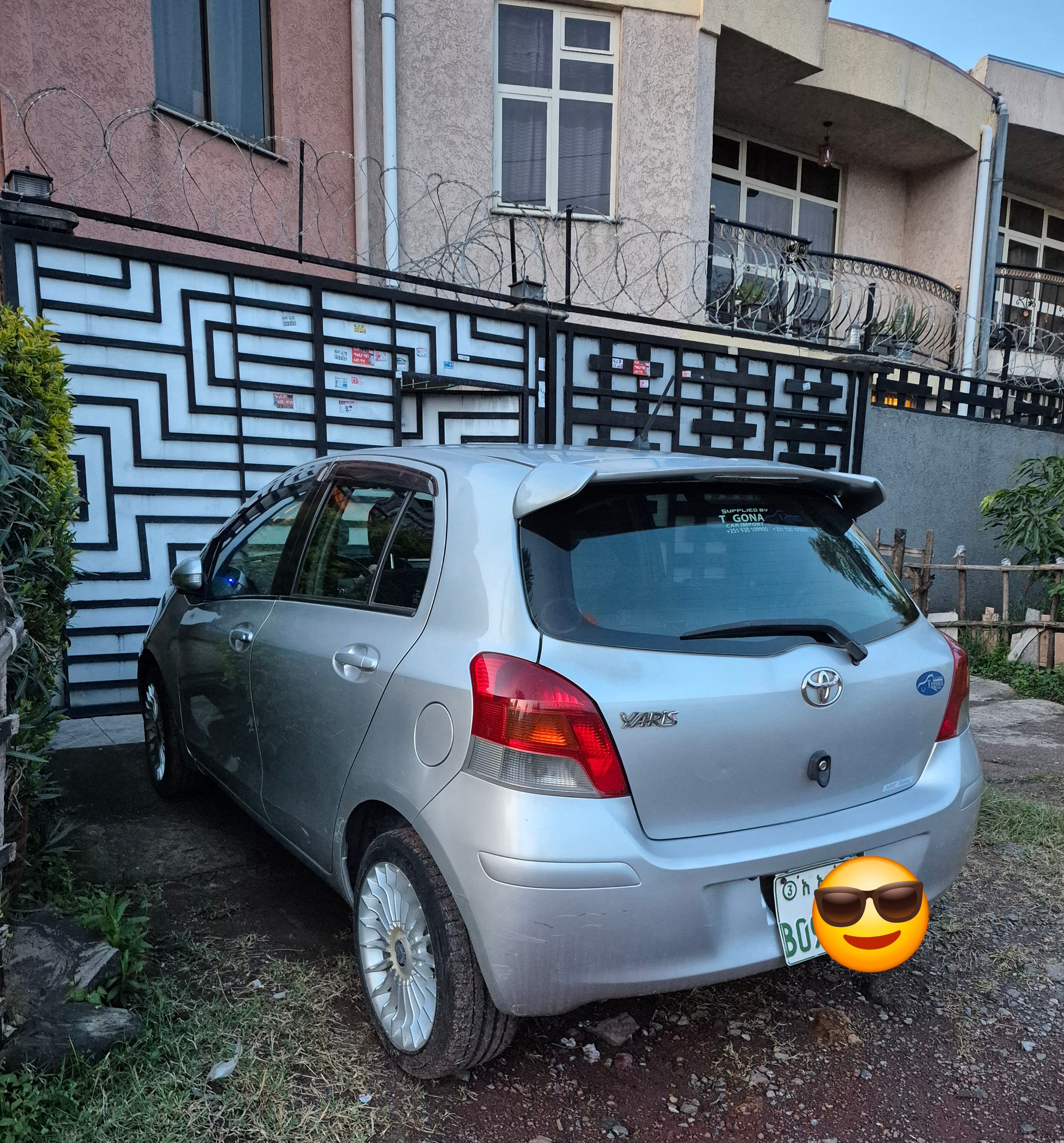 Toyota Yaris Compact 2010 - Image