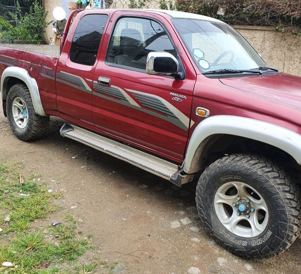 Toyota D4D Pickup,2002,full option,excellent condition!! - Image