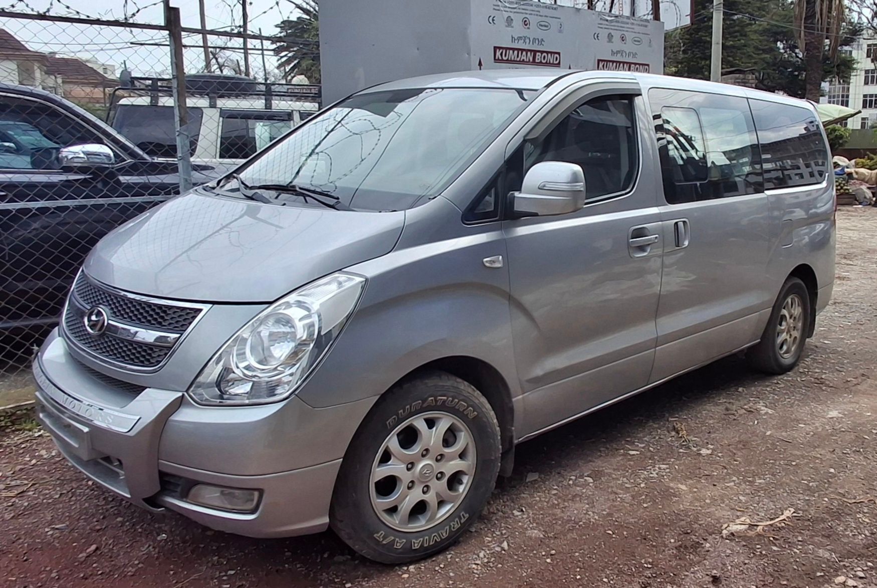 Hyundai Starex,Automatic,2016,excellent condition!! - Image