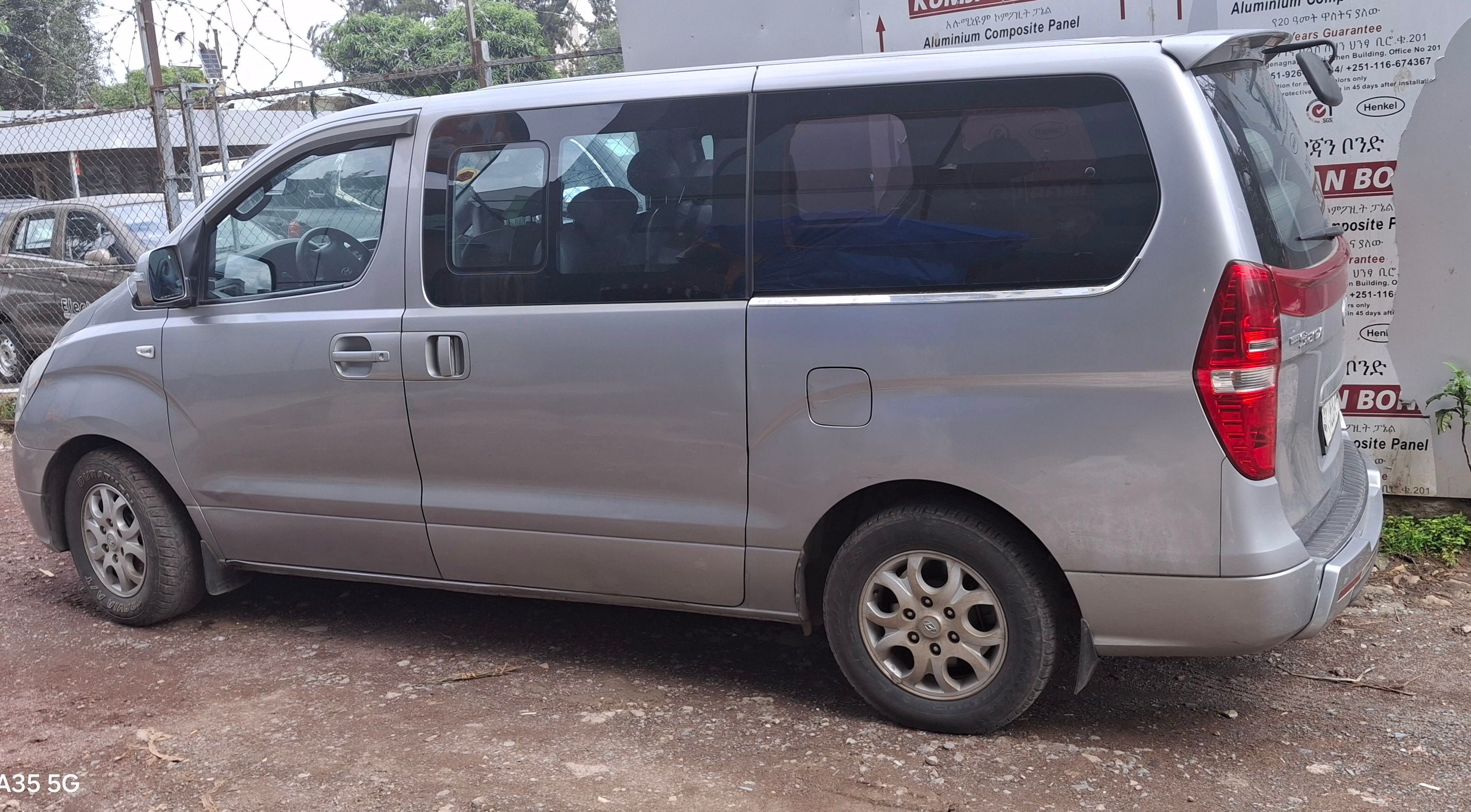 Hyundai Starex,Automatic,2016,excellent condition!!