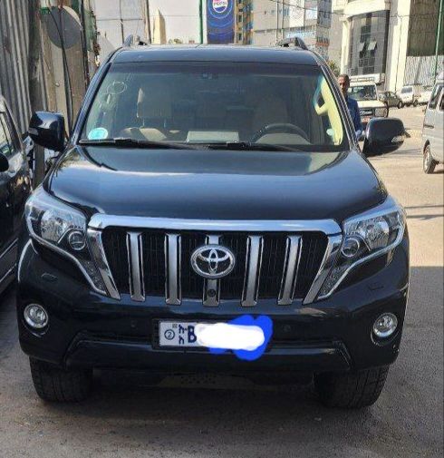 በጣም አስቸኳይ!! 2015 Automatic Prado,D4D,Europe,Cream Dashboard.