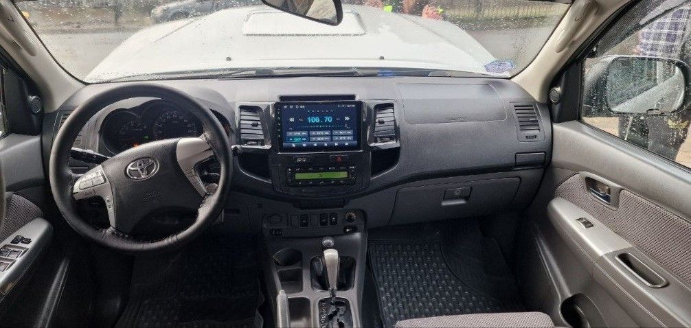 Toyota Hiux D. Cab (Auto) - Image