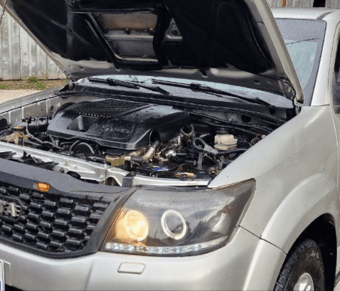 Toyota Hiux D. Cab (Auto) - Image