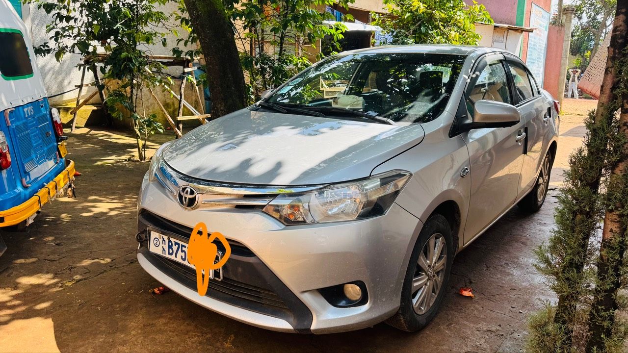 Toyota Yaris sedan 2015 - Image