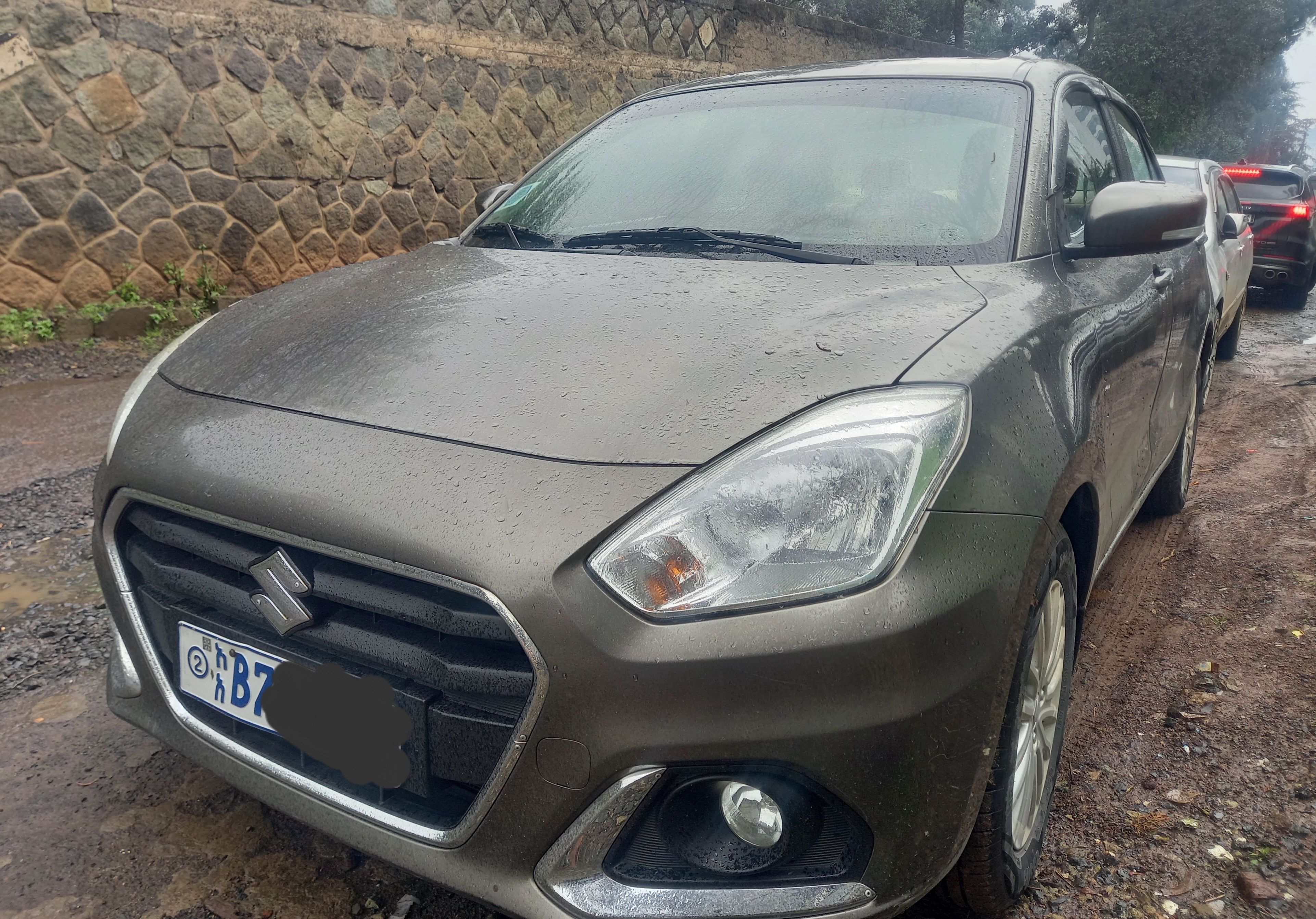 Suzuki Dzire (Creame) - Image