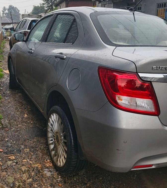 Suzuki Dzire - Image