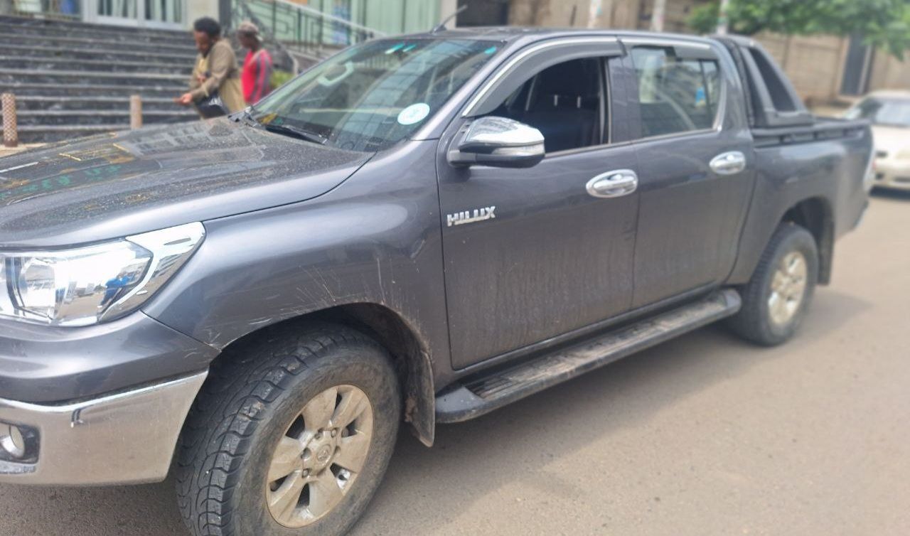 Toyota D4D Double CAB (Auto) - Image