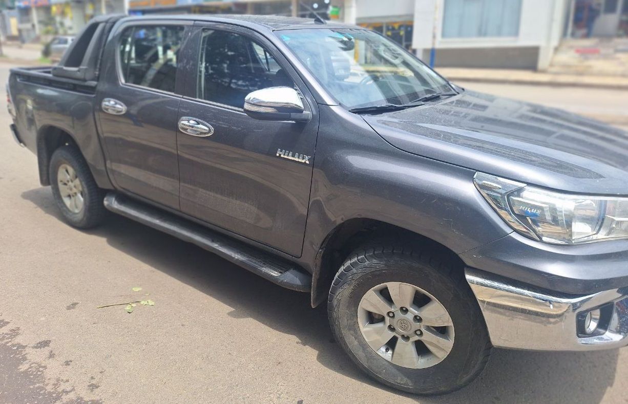 Toyota D4D Double CAB (Auto) - Image