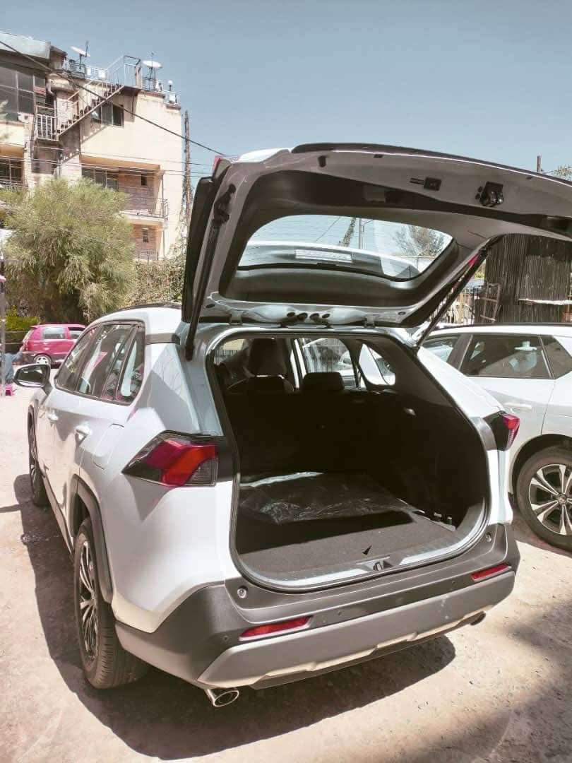 Toyota rava 4 hybrid - Image