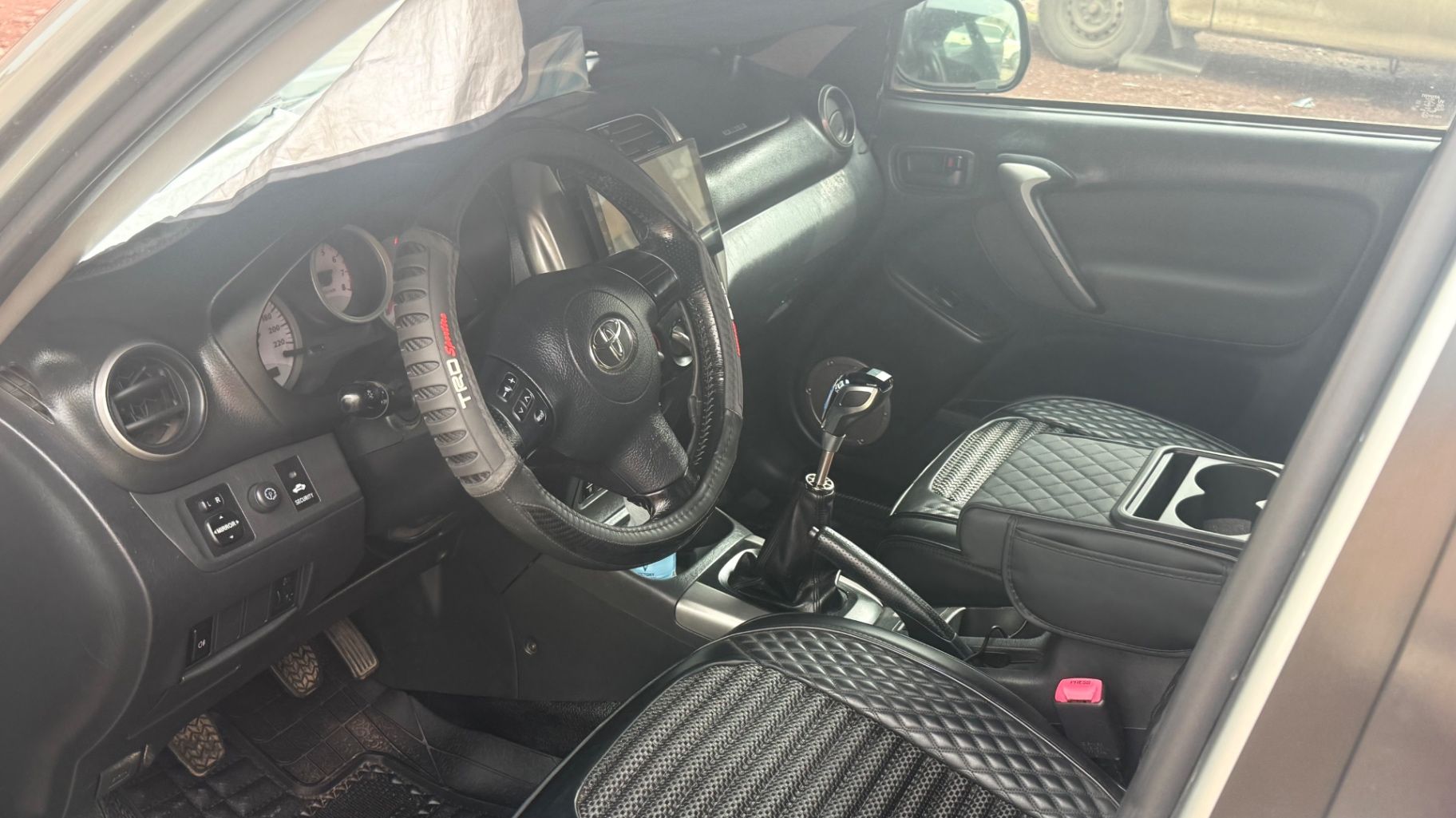 Toyota Rav 4 2005/11 - Image