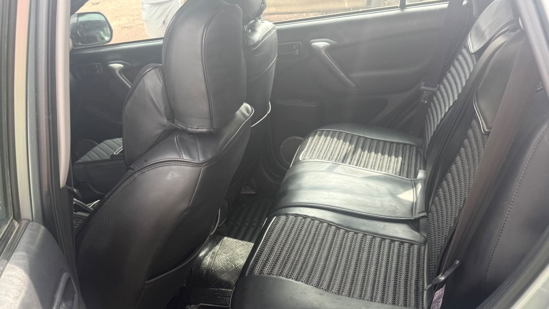 Toyota Rav 4 2005/11 - Image