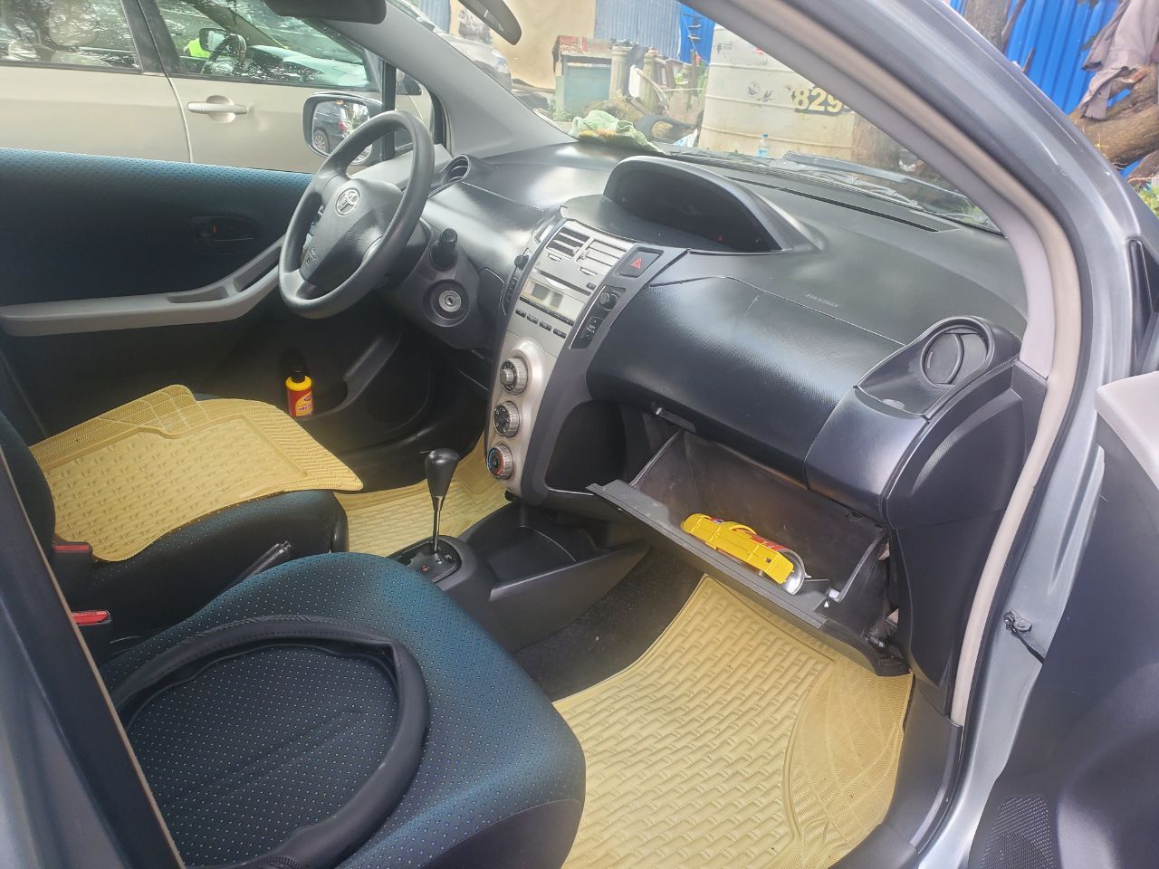 Toyota Yaris Compact 2006 - Image