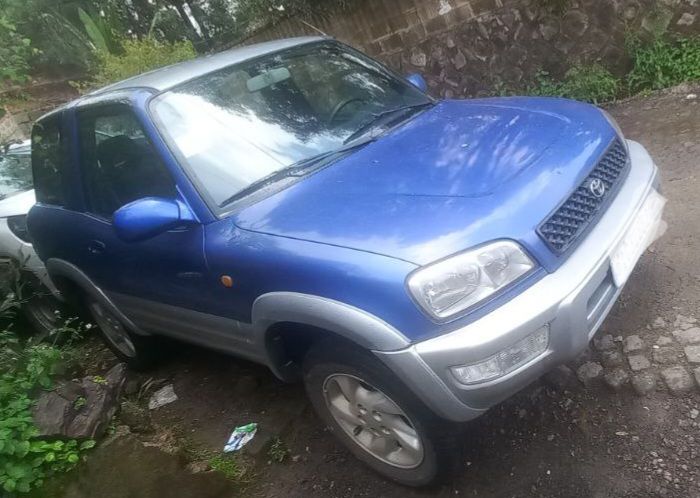 Toyota Rav4,Super excellent condition,1 door. - Image