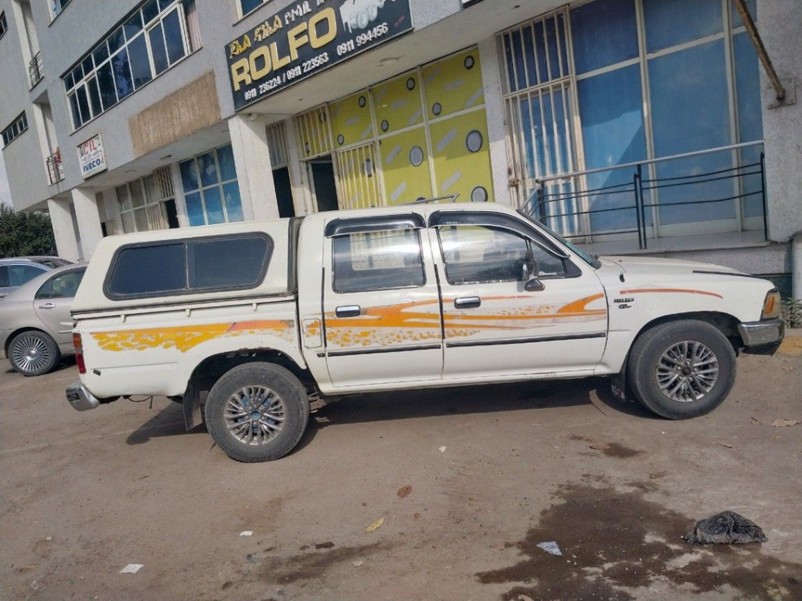 Toyota Hilux 1989