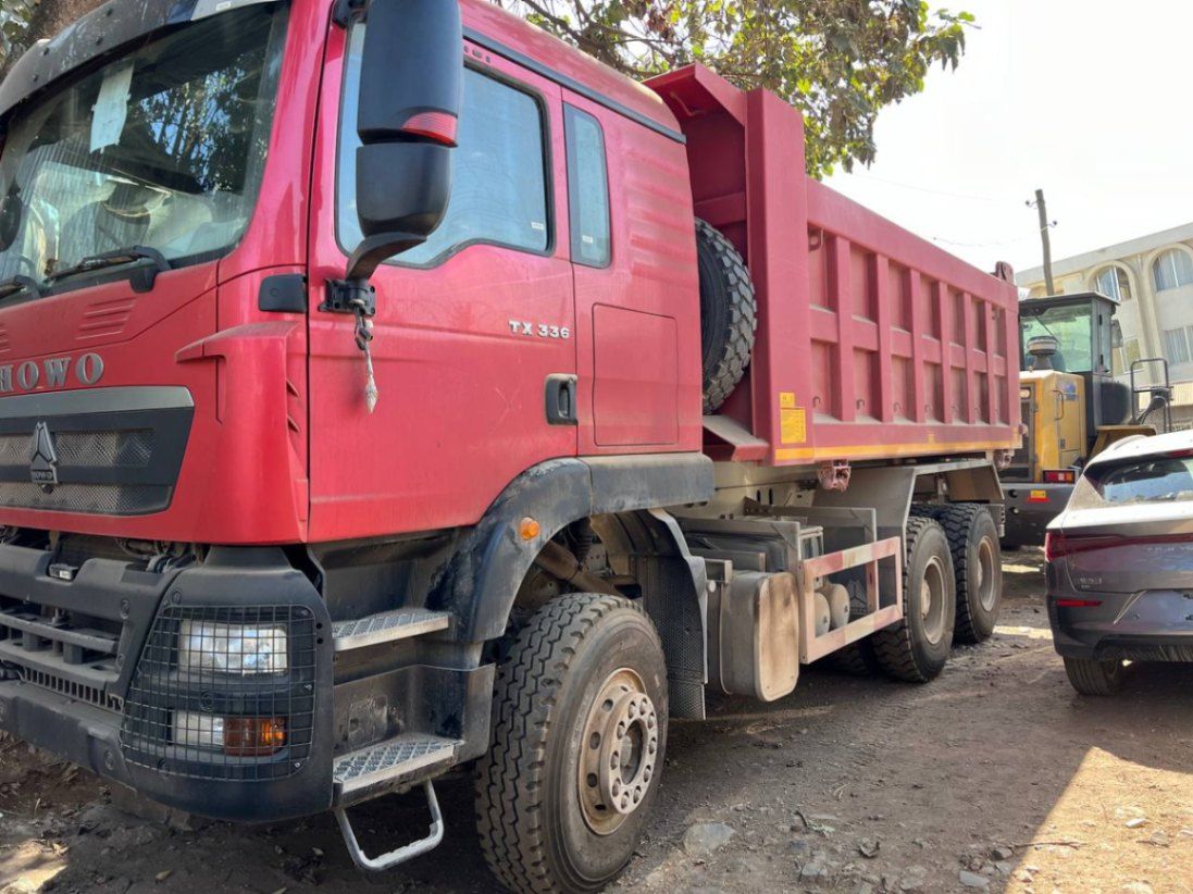 Howo sino track - Image