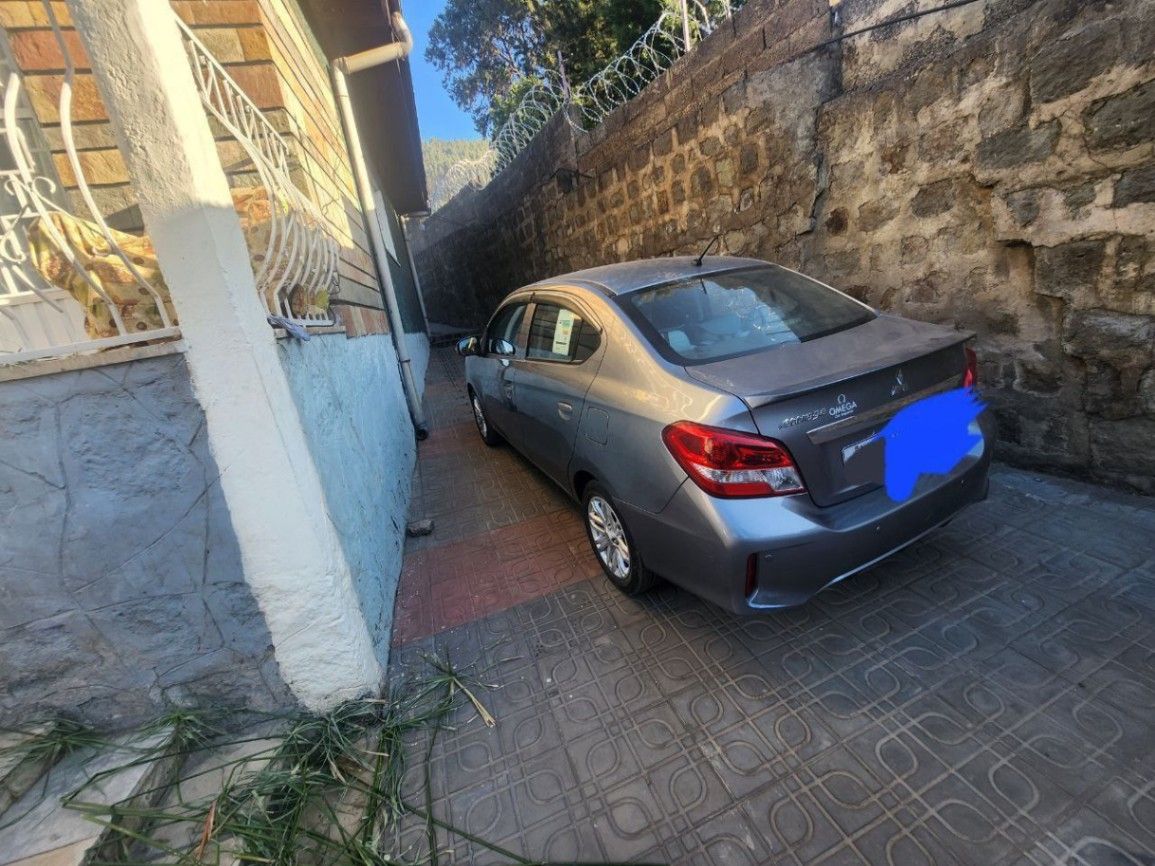 Mitsubishi Attrage - Image