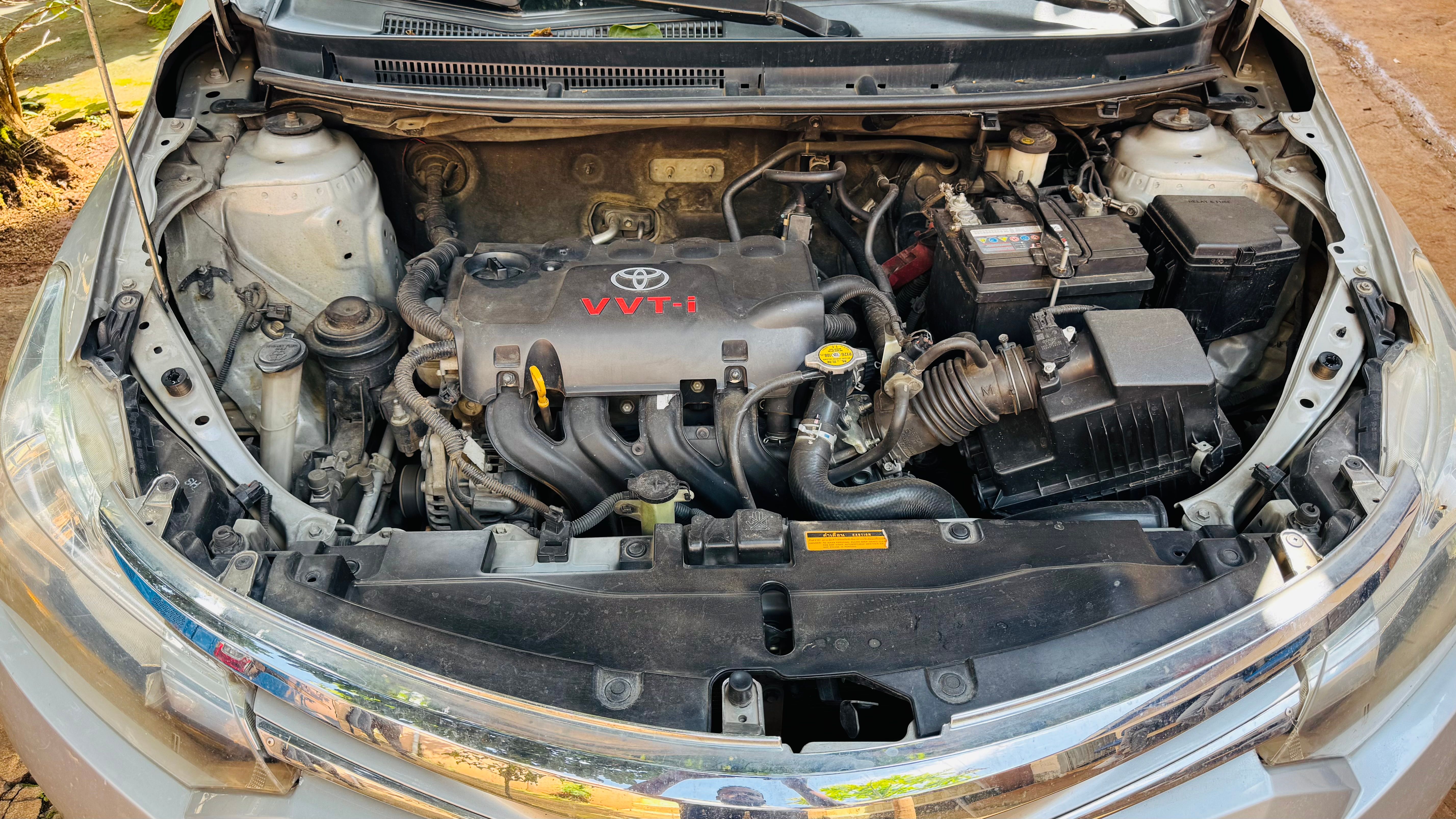 Toyota Yaris sedan 2015 - Image