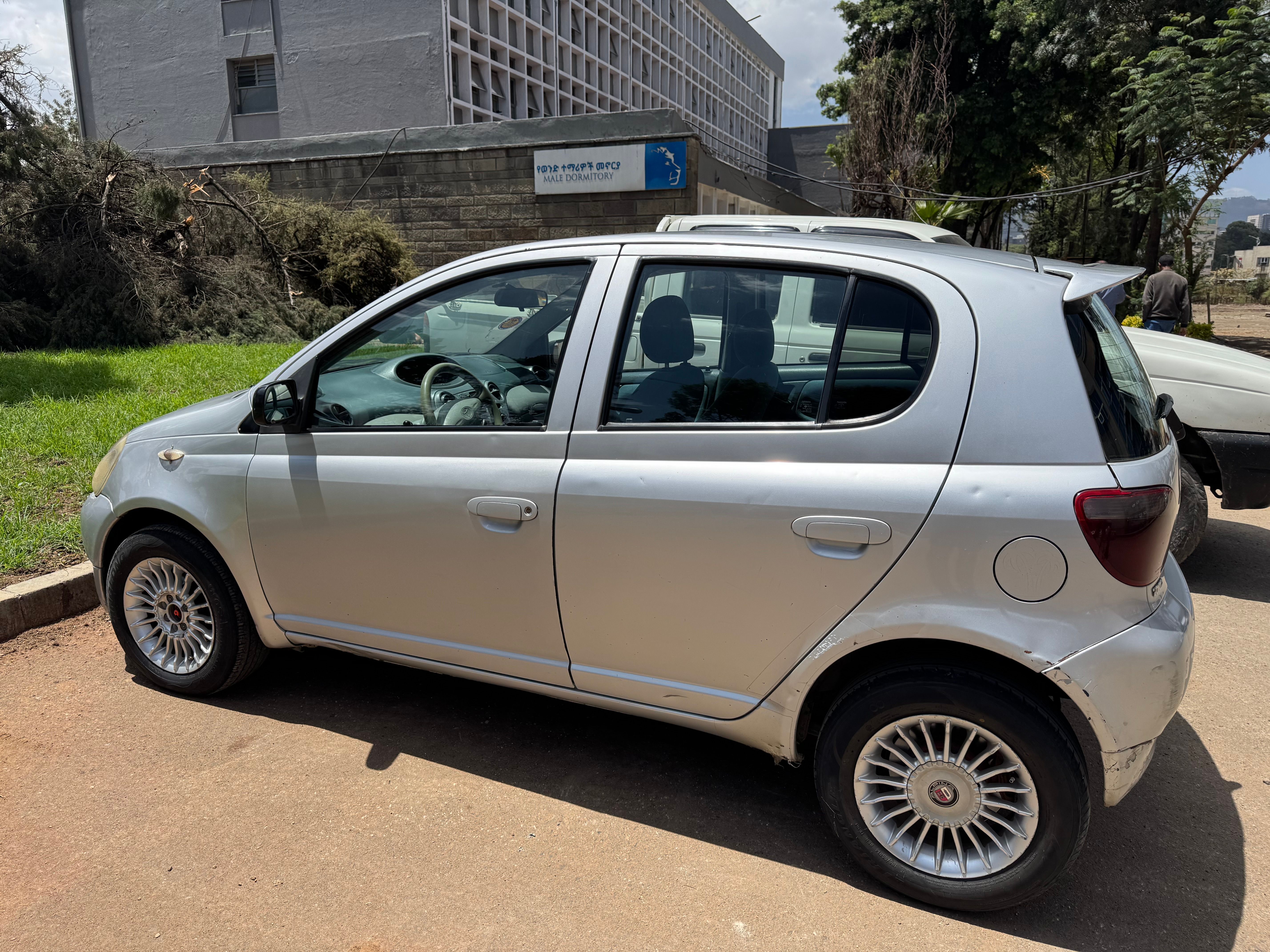 Toyota Yaris 2001