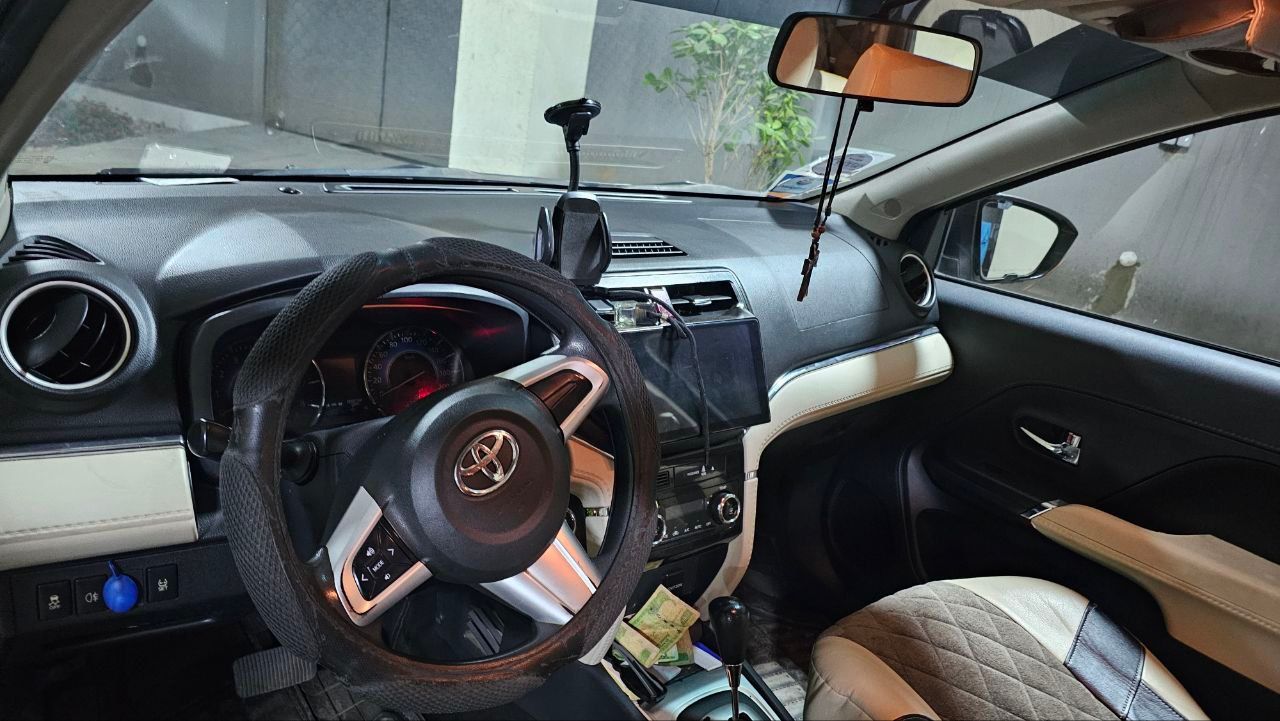 TOYOTA RUSH - Image