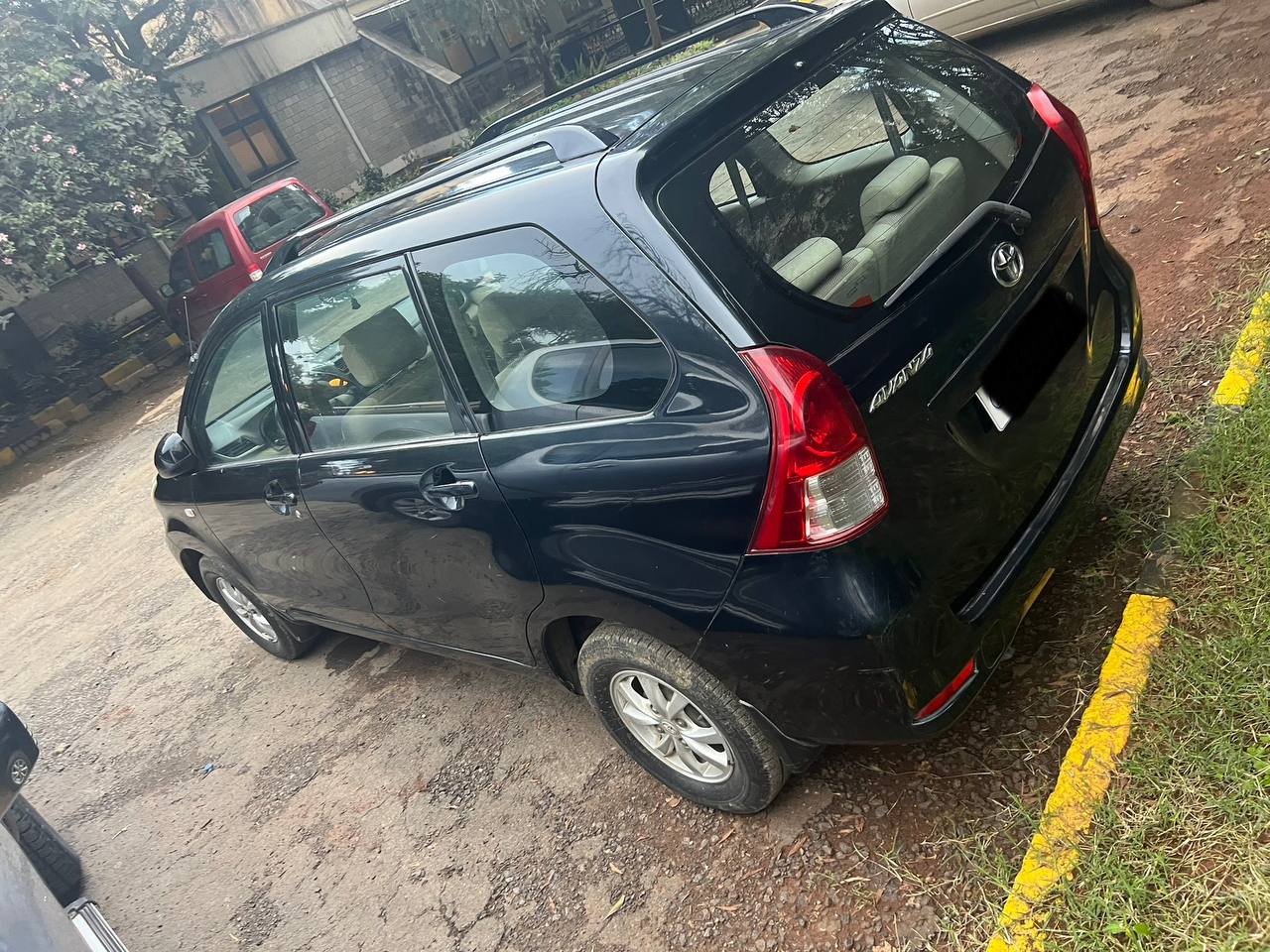 Toyota Avanza 2013