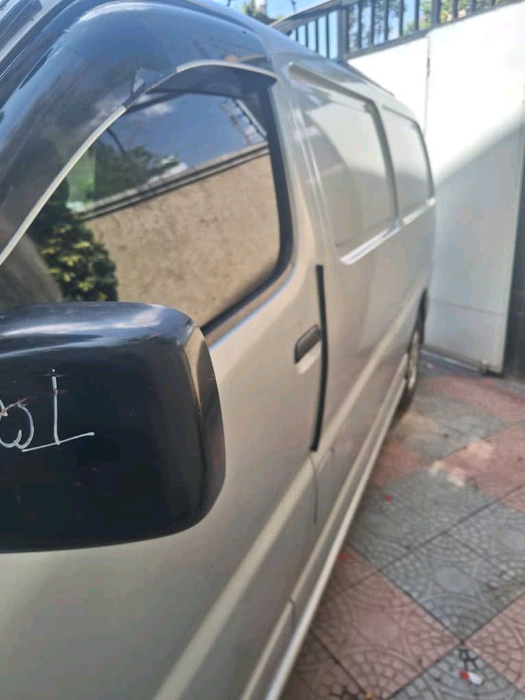 TOYOTA DOLPHIN,D4D,2005,EXCELLENT CONDITION. - Image