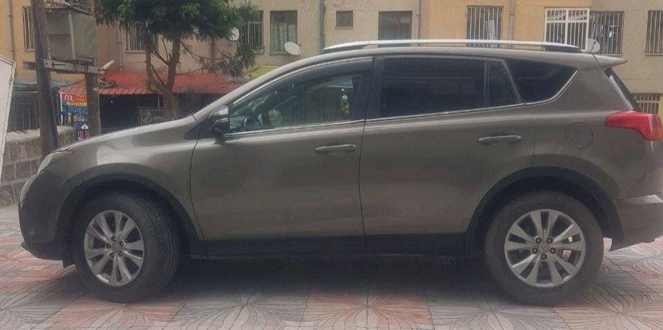 በጣም አስቸኳይ!! 2013 RAV4,EUROPE,2.0 cc,AUTOMATIC. - Image