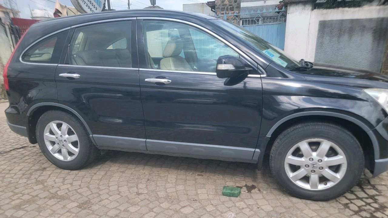 2010 HONDA CR-V,AUTOMATIC,EXCELLEN CONDITION!!