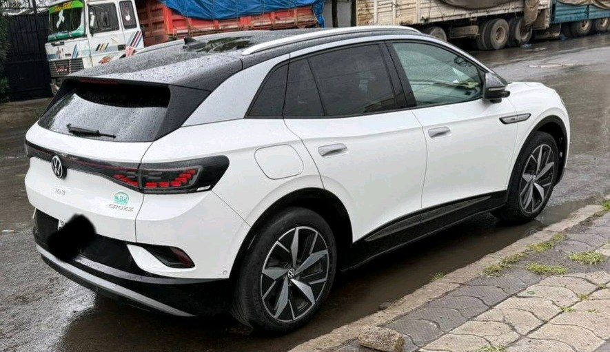 VOLKSWAGEN,ID.4,ELECTRIC,BRAND NEW CAR!!