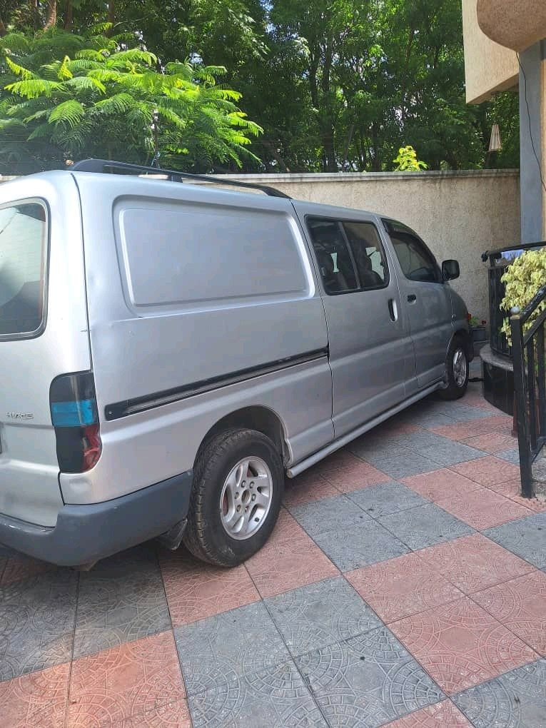 Toyota Dolphin,D4D,excellent condition!! - Image