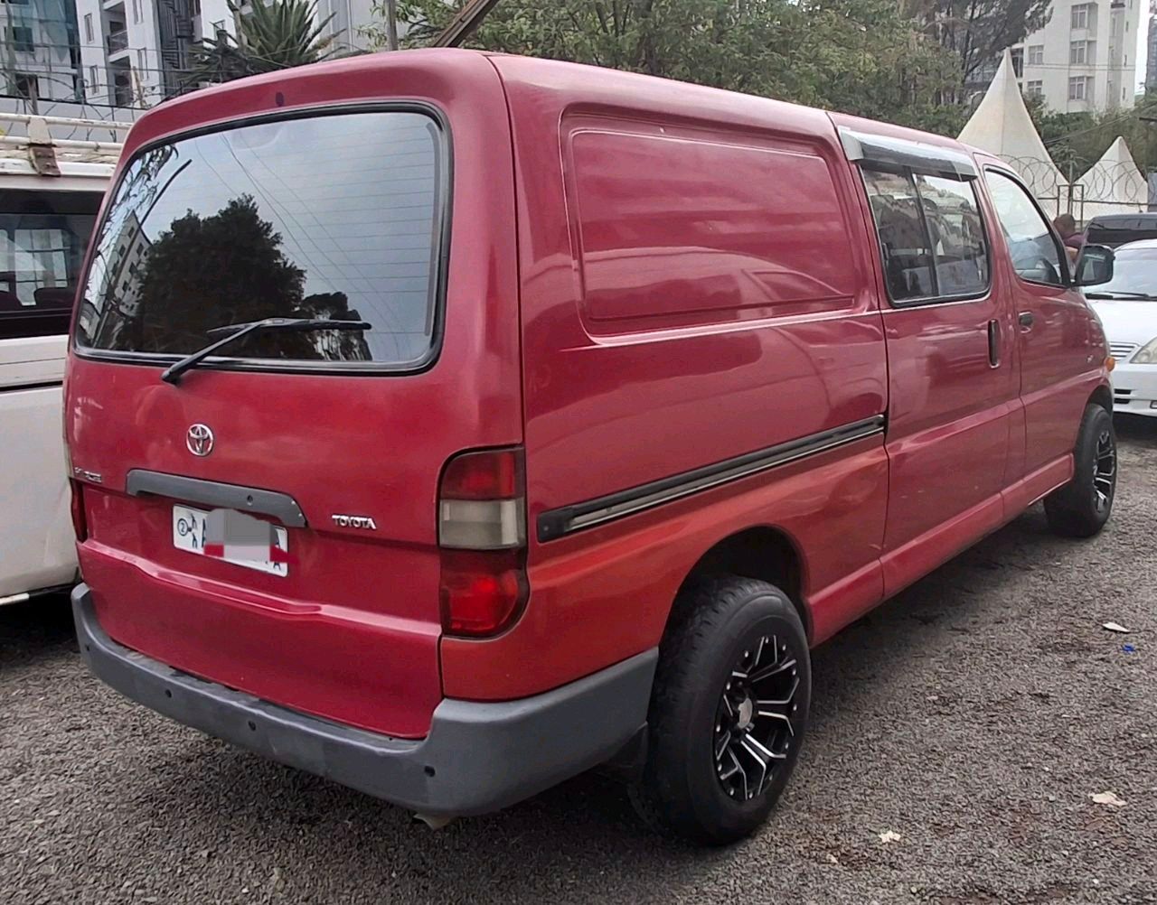 Toyota Dolphin,D4D,2004,Excellent condition!!