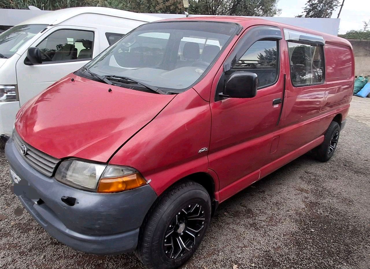 Toyota Dolphin,D4D,2004,Excellent condition!! - Image