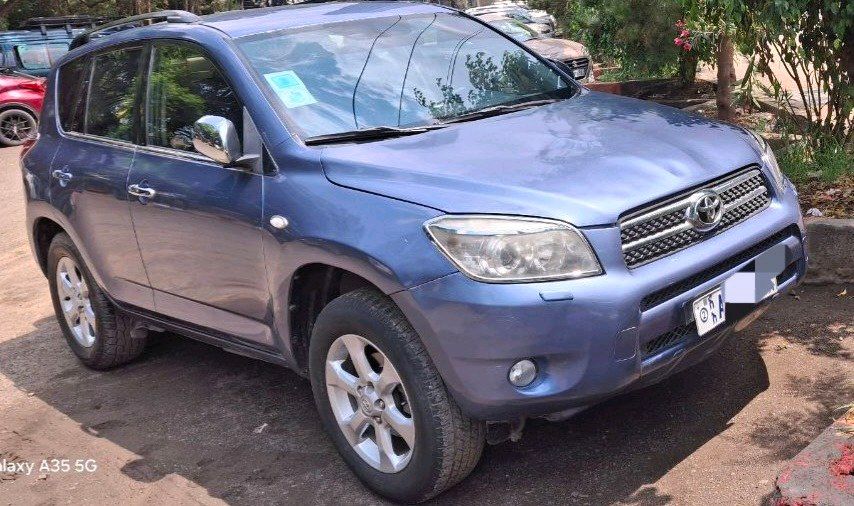 በጣም አስቸኳይ!!!Europe Automatic Rav4,2008,2.0cc,excellent condition!! - Image