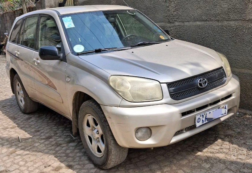 2005 Rav4,excellent condition!! - Image
