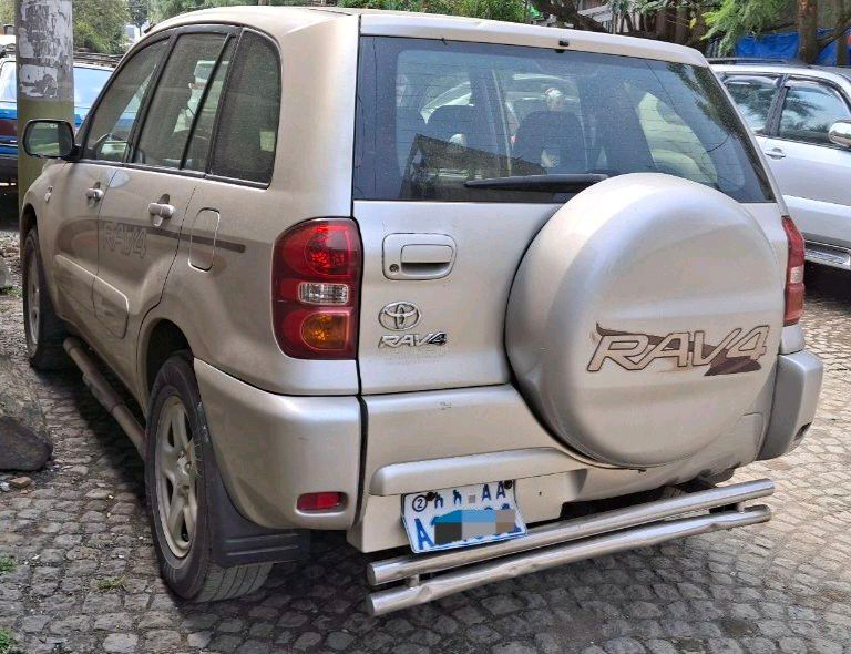2005 Rav4,excellent condition!!