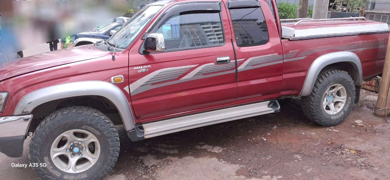 D4D Pickup,2003,full option,excellent condition!! - Image